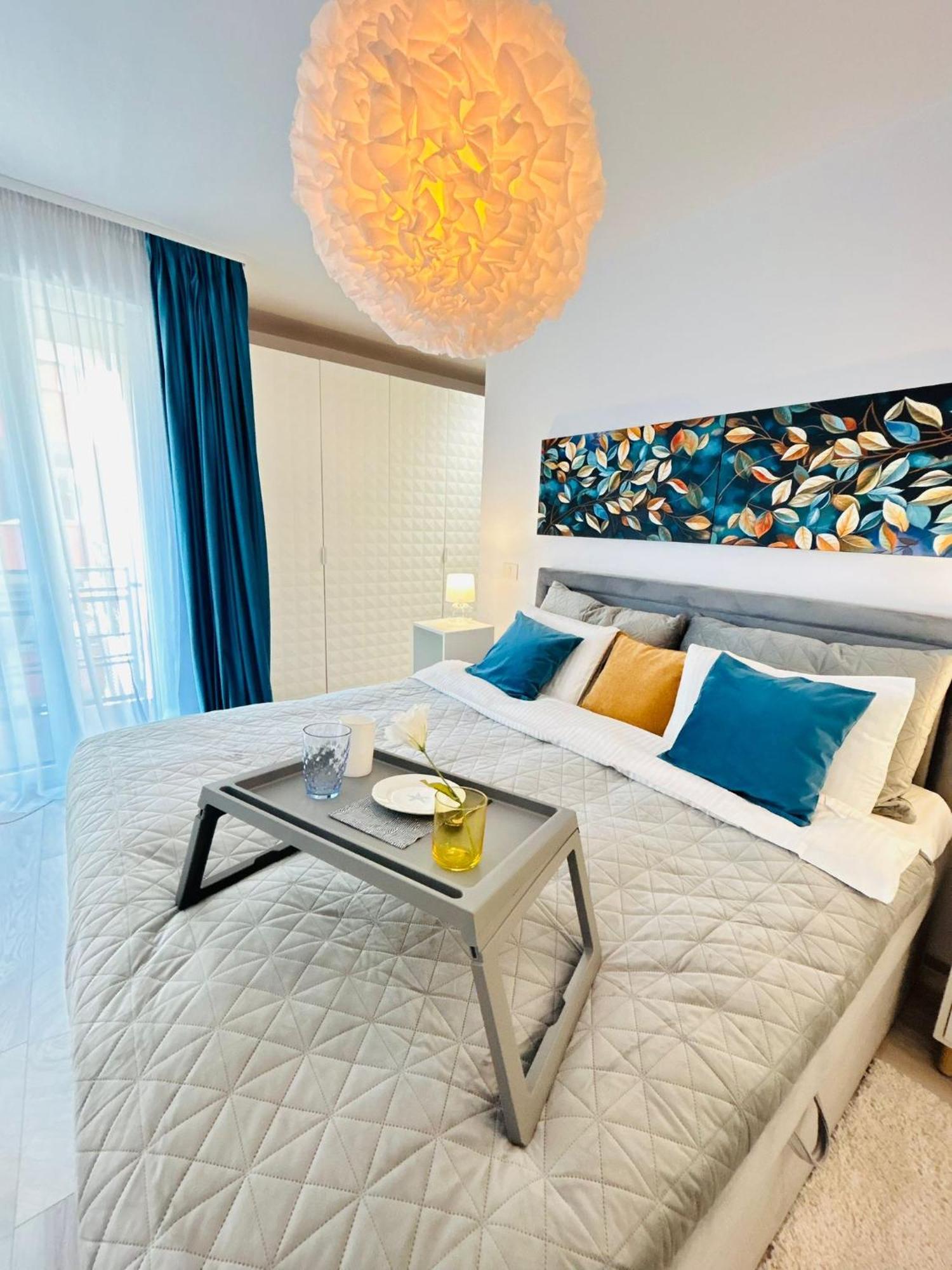 Apartament Sunny & Peaceful Chic Retreat